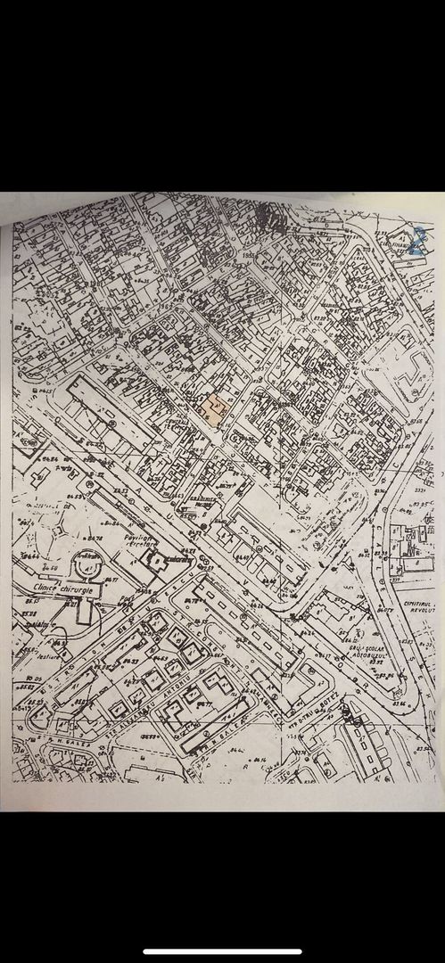 De vanzare teren + imobil locuibil 5 Camere Parcul Carol - Poză 2