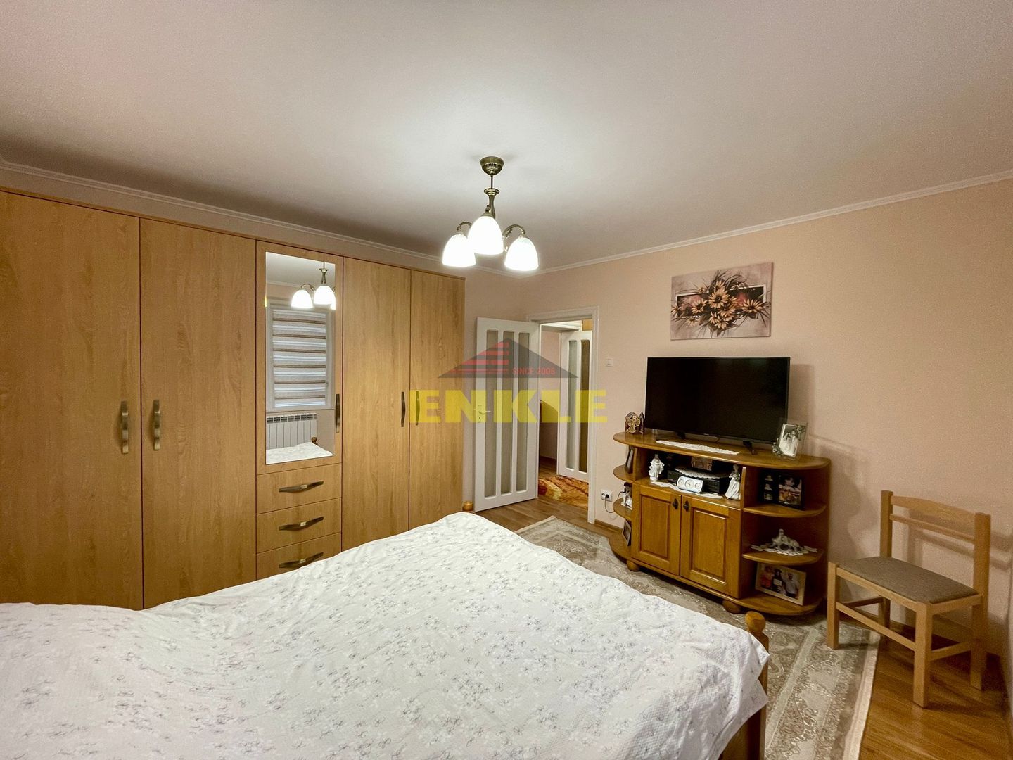 De vanzare apartament cu doua camere, zona Marchian - Poză 3