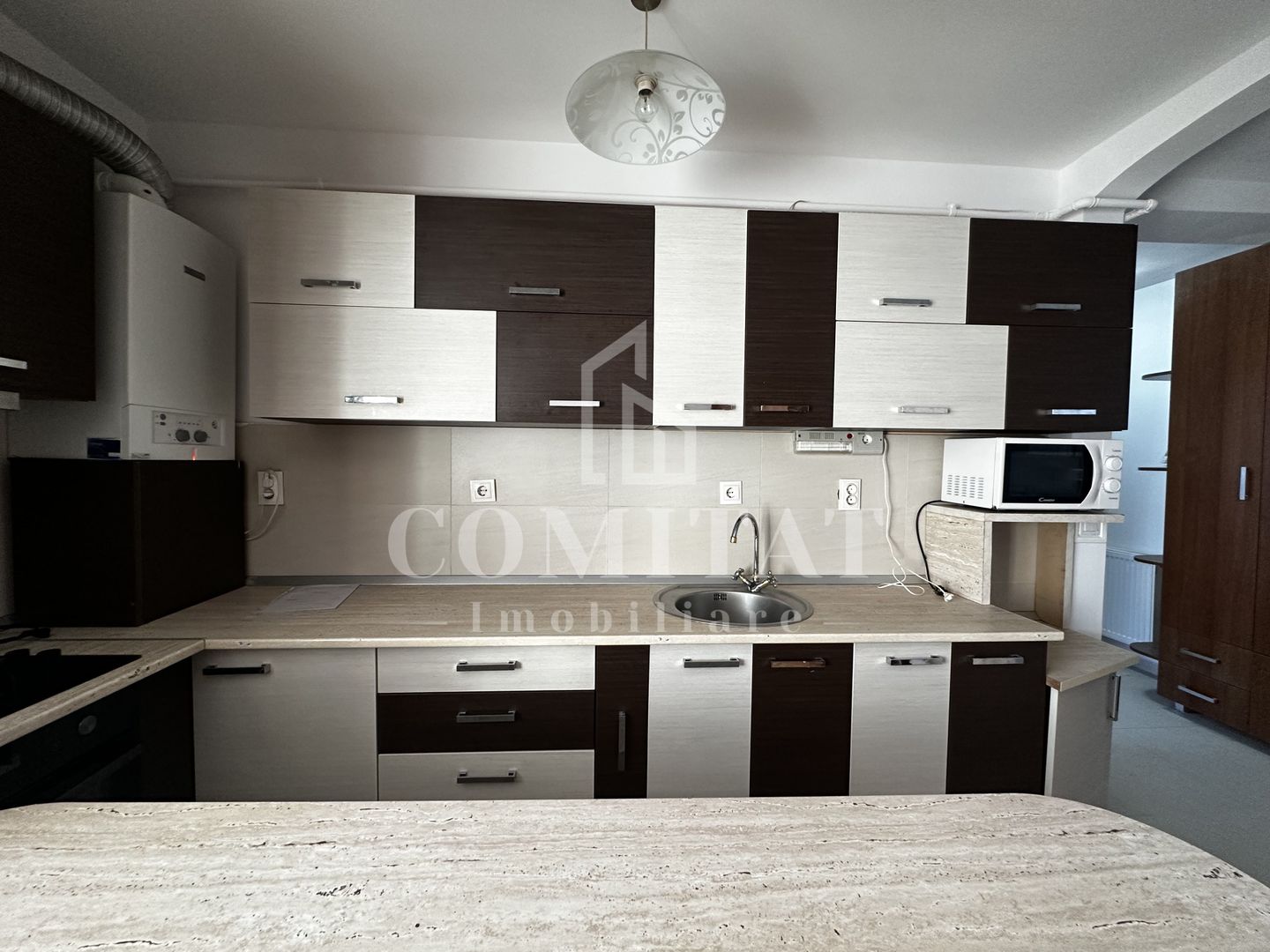 Apartament la etaj intermediar | Parcare | Zona Str Stejarului - Poză 5