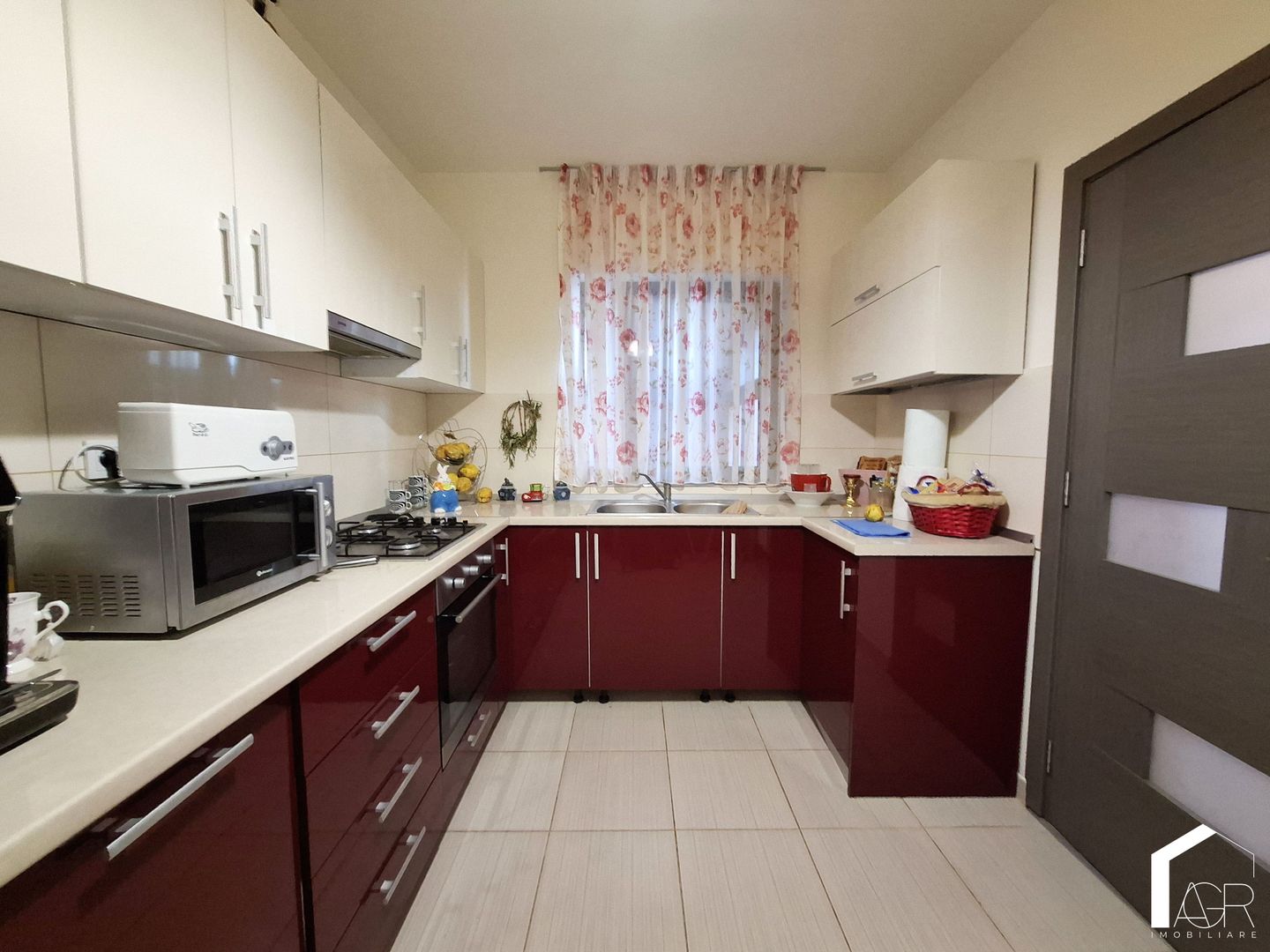 Vila cu 7 camere de vanzare in Paulesti - Poză 8