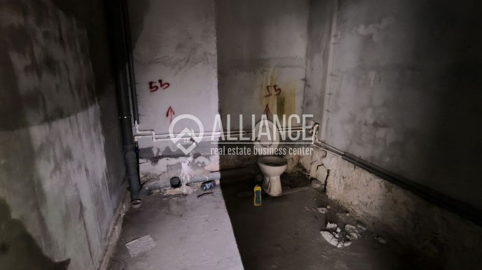 POLICLINICA CU PLATA(cod03) - Spatiu comercial luminos si inalt ! - Poză 13