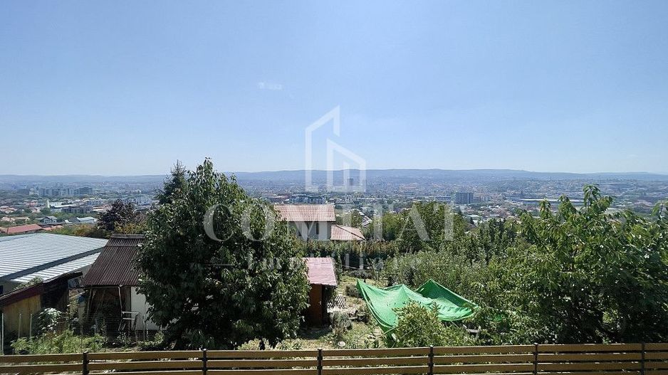 Casă individuală cu panoramă cartier Dambul Rotund - Poză 12