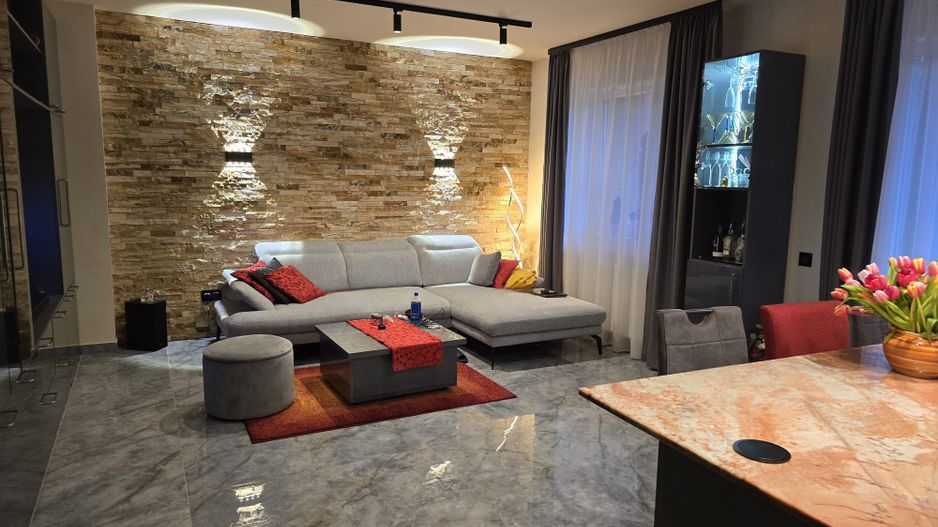 Apartament 2 camere ultrafinisat  cu gradina de 40 m2  zona Tautului - Poză 3