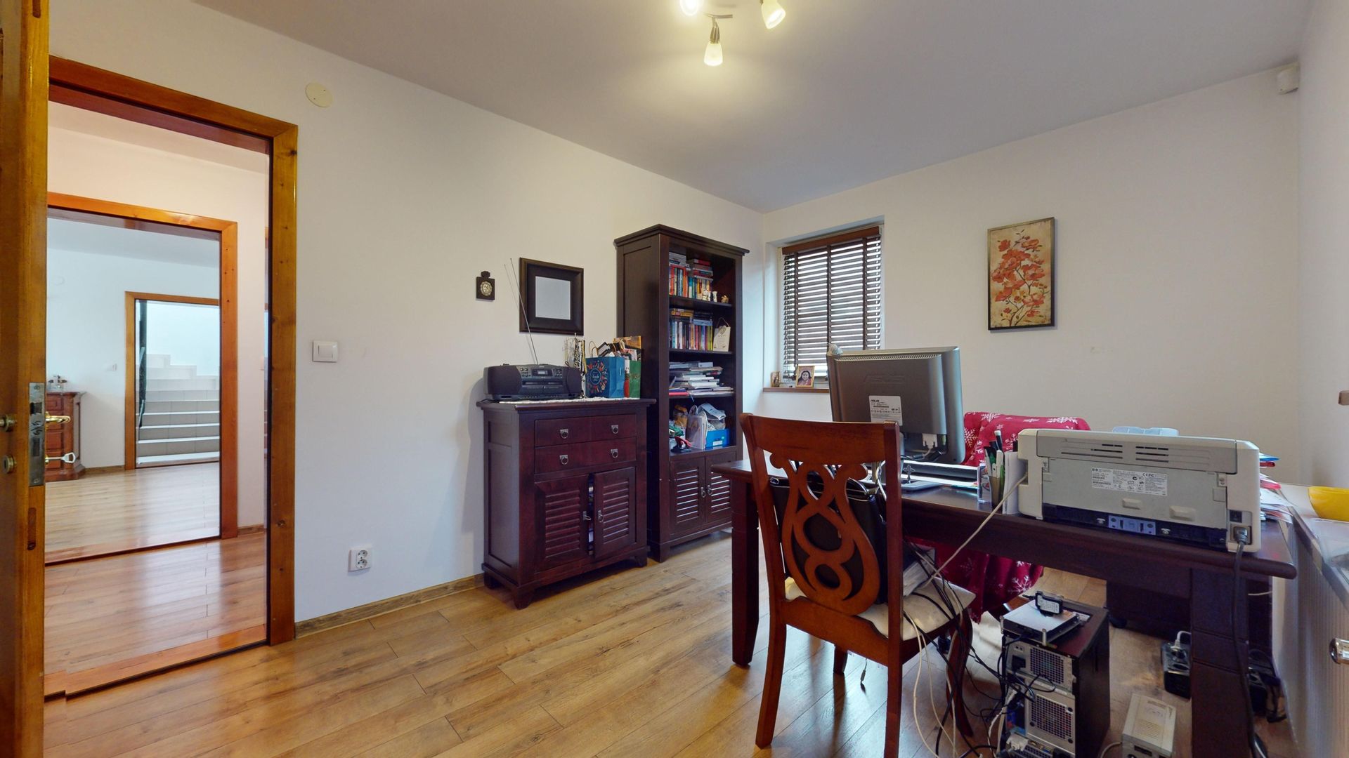 Casa cu 4 camere,237mp,zona strada Lunga - Poză 19