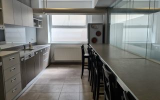 Cladire de birouri 3000 mp - Poză 11