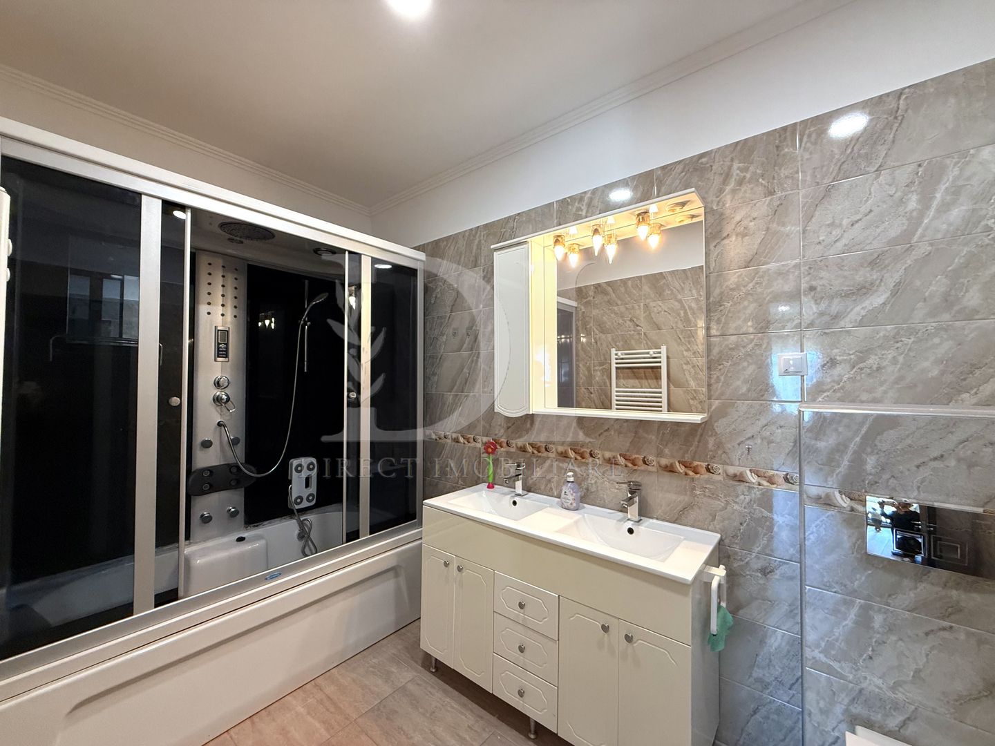 Apartament 80 mp | mobilat , utilat | Zona Terra - Poză 14