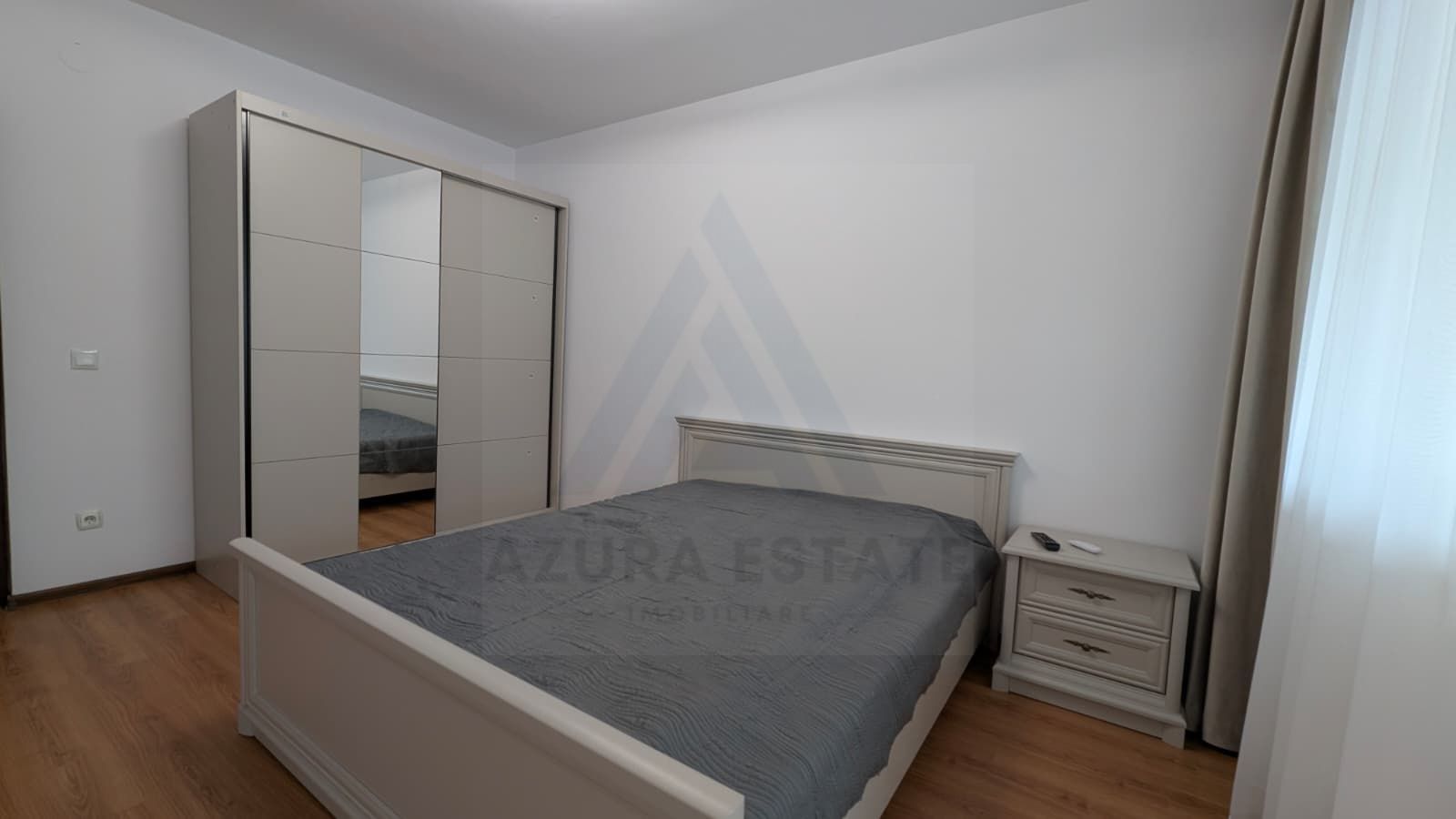 Casa 130 mp utili 4 camere 2 bai garaj curte individuala in Selimbar - Poză 6