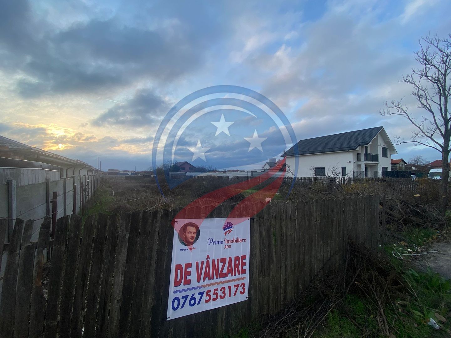 TEREN CONSTRUIBIL 2500 M CARTIER BARIERA VALCII - Poză 1