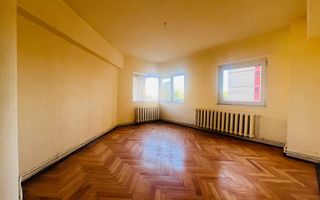 Apartament cu 4 camere, etaj 1 , Ultracentral - Poză 5
