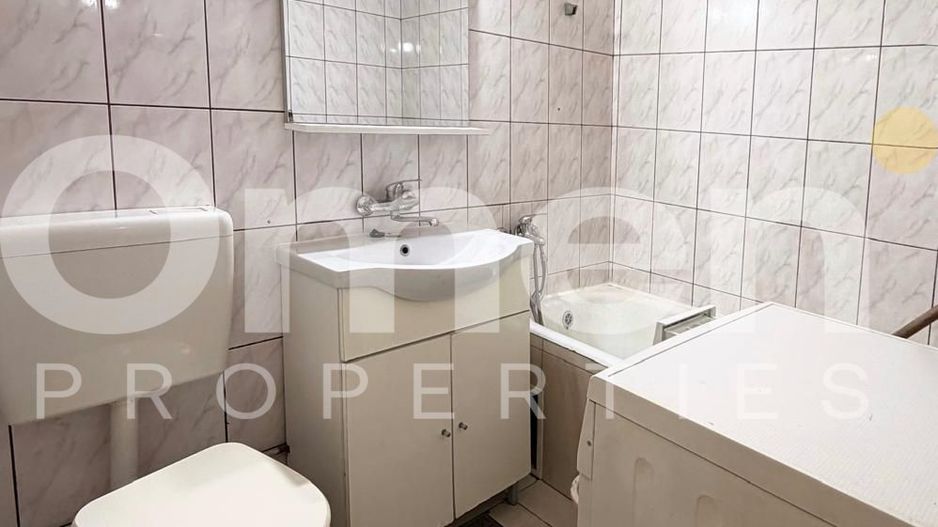 Garsoniera de vanzare, 28 mp, la parter inalt, zona bld. Bucuresti - Poză 5