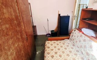 Apartament 3 camere, decomandat, etaj 2, zona Baraolt - Poză 13
