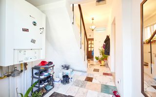 Casă cu 4 camere si curte | zona Regie | teren 252 mp - Poză 18