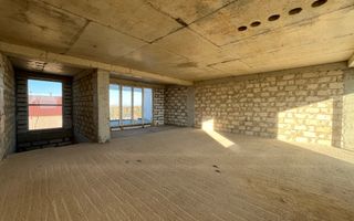 Vânzare, townhouse, 3 nivele, 6 camere, str. Salcîmilor, com. Stăuceni - Poză 8