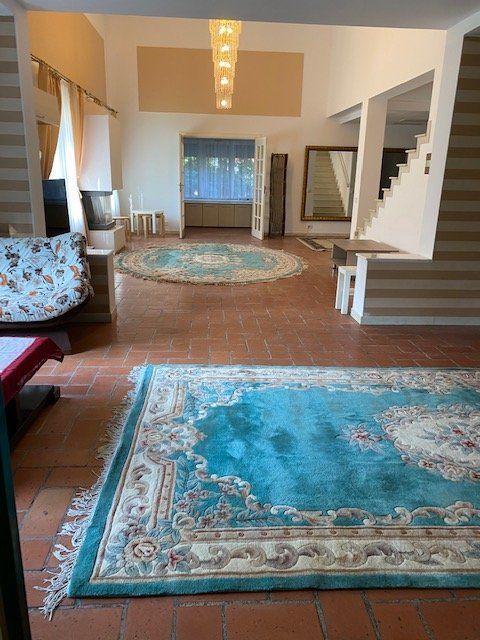 Vila spatioasa de inchiriat | gradina generoasa si piscina |Pipera - Poză 3