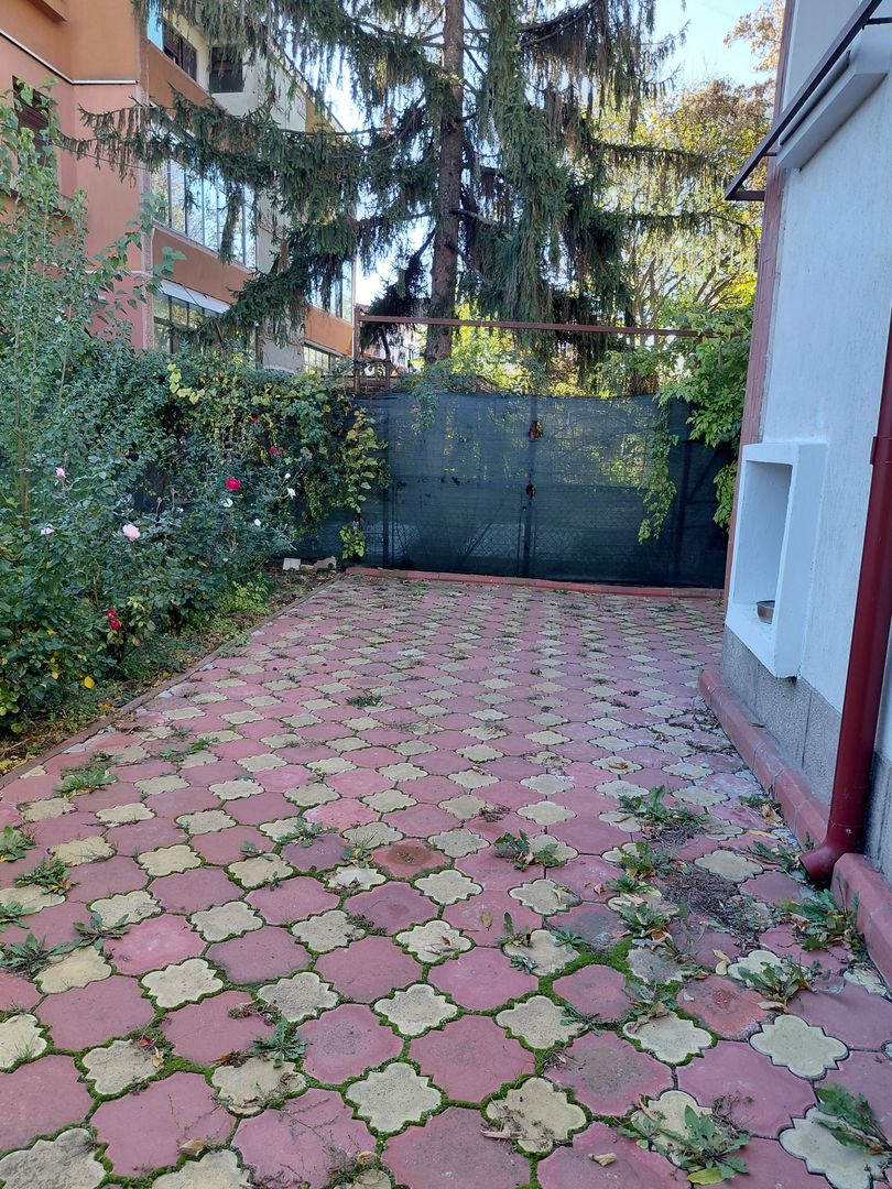 De vânzare – Casă D+P+2E+M în zona ultracentrală ideala pentru afacerea ta! - Poză 42