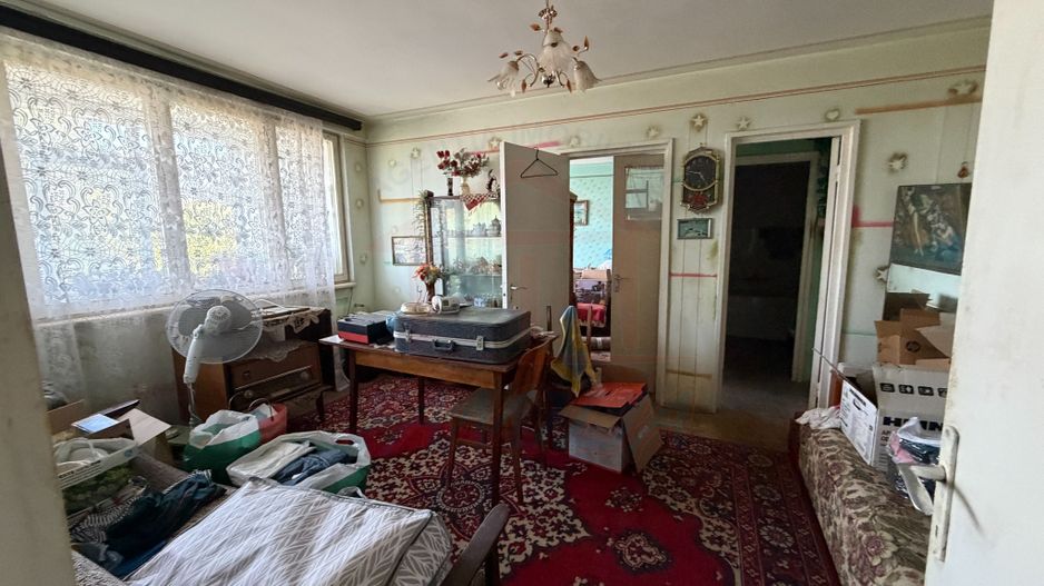 De vanzare apartament cu doua camere - Complex Siretu - Poză 1