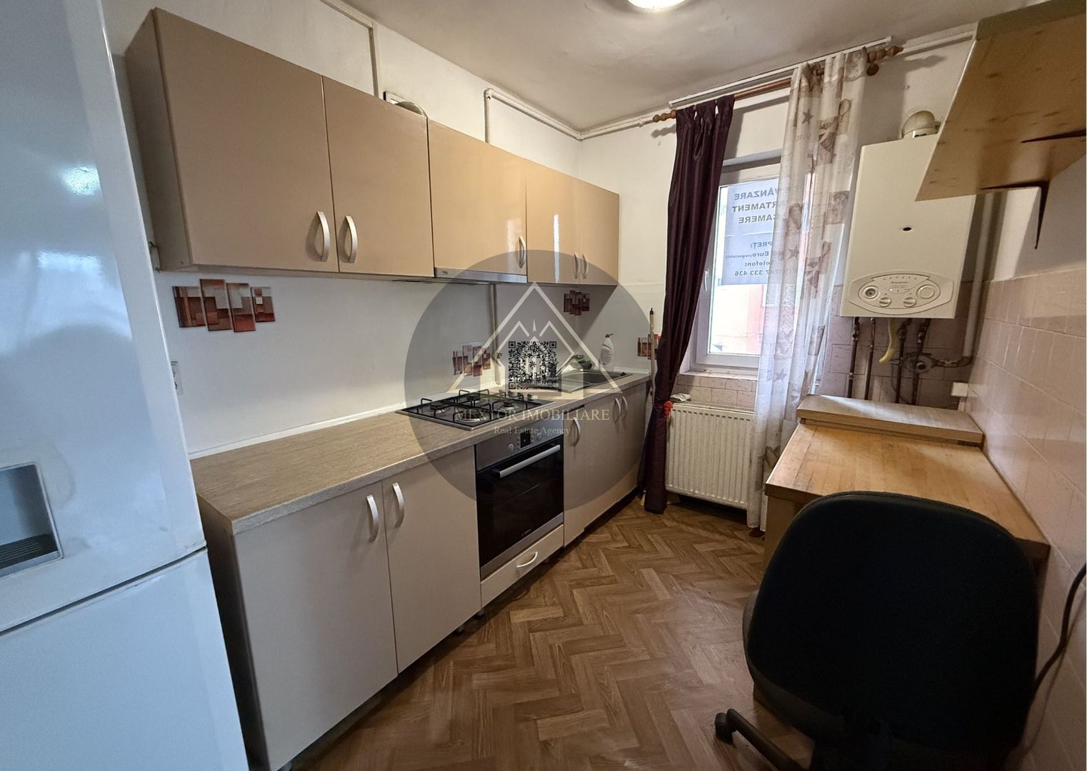 Apartament 2 camere, semi-central Medias - Poză 2