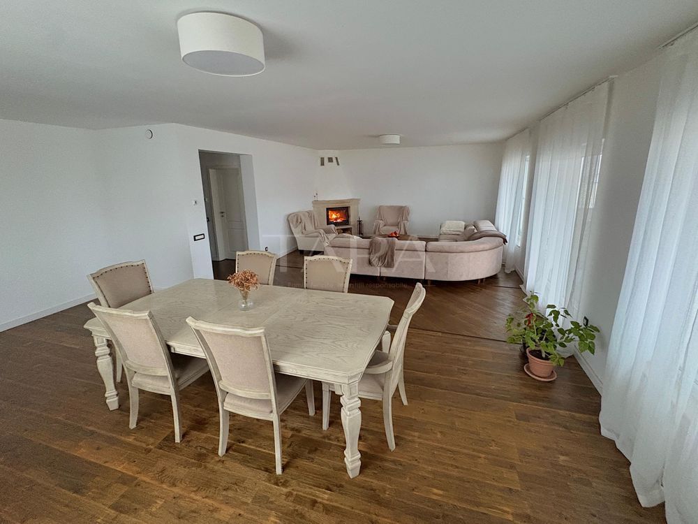 Penthouse spectaculos, 200 mp utili, terasă de 150 mp, zona Panemar. - Poză 3