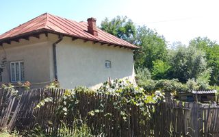 Casă 5 camere de vânzare | Prajila | 62 mp, teren 2.267 mp - Poză 2