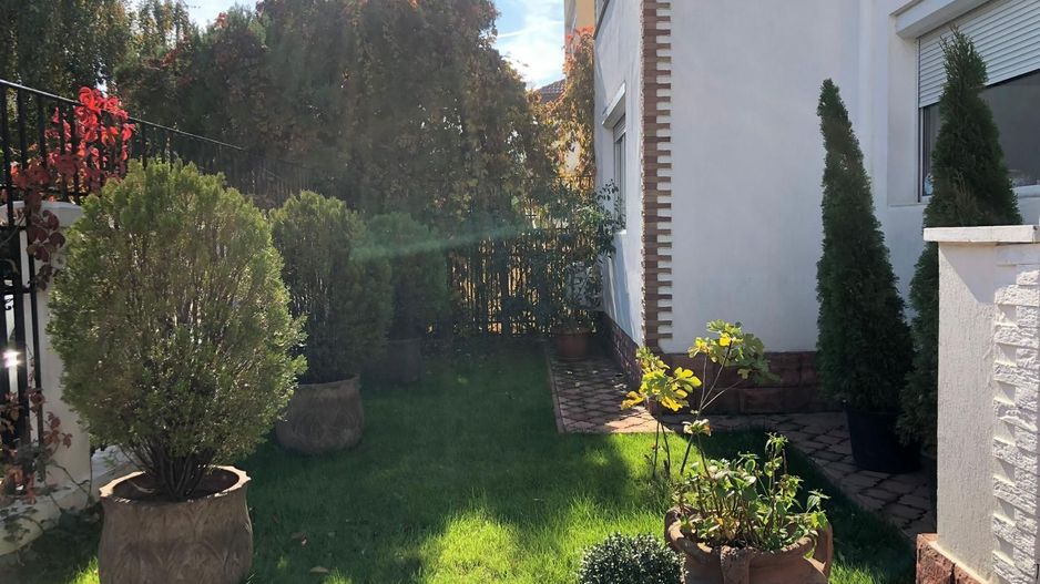 Vilă Erou Iancu Nicolae |  Locație premium stradală - Poză 2