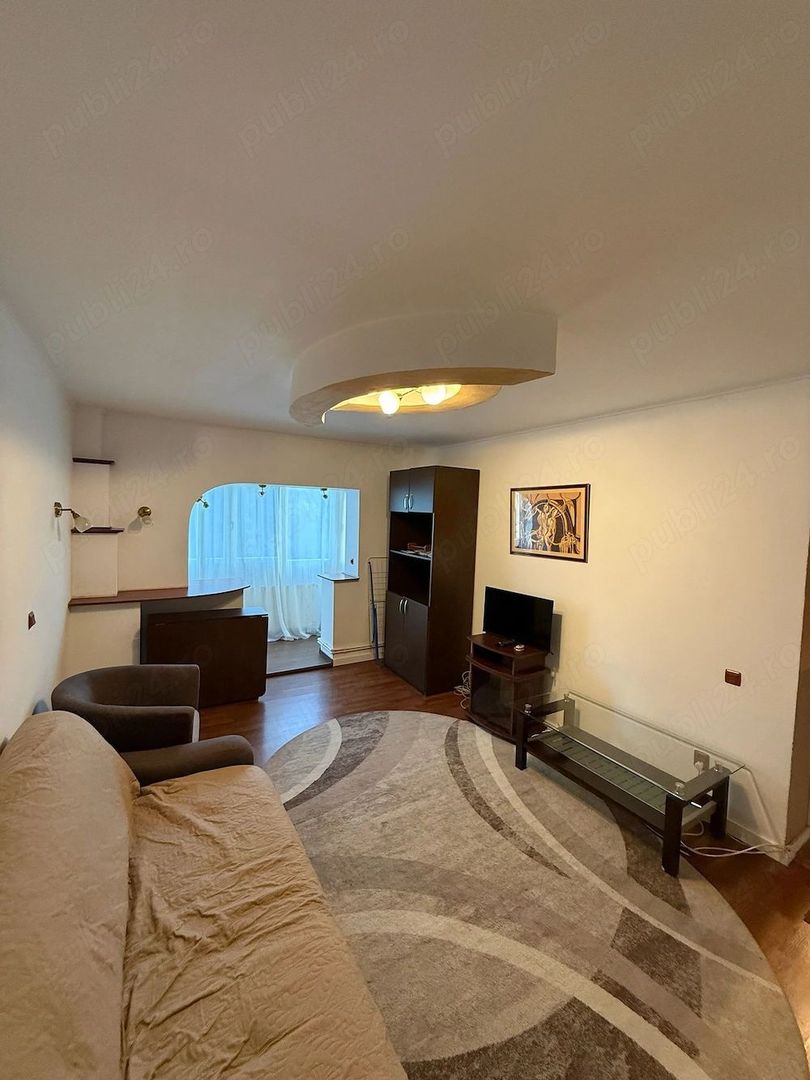 De închiriat 3 camere decomandat, renovat, lift, zona Sebastian - Poză 2