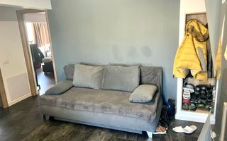 Vanzare apartament - 3 camere  - etaj intermediar - Paltinisului - Poză 2