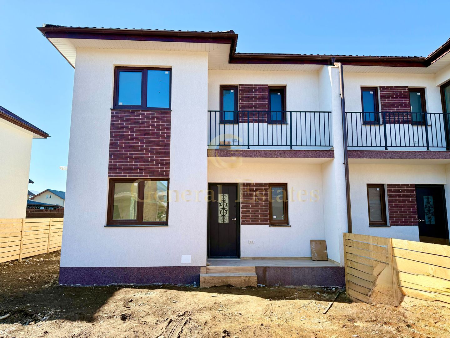 Casă tip duplex de vânzare – Cartier Izvor, Brașov / Comision 0 - Poză 1