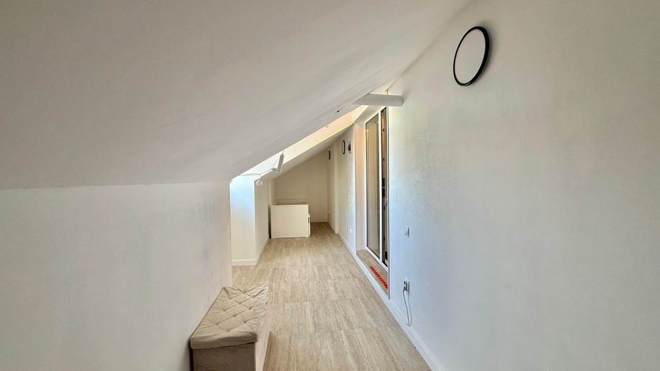 COSMOPOLIS - Apartament cu 2 camere si 2 terase, mobilat si utilat. - Poză 13
