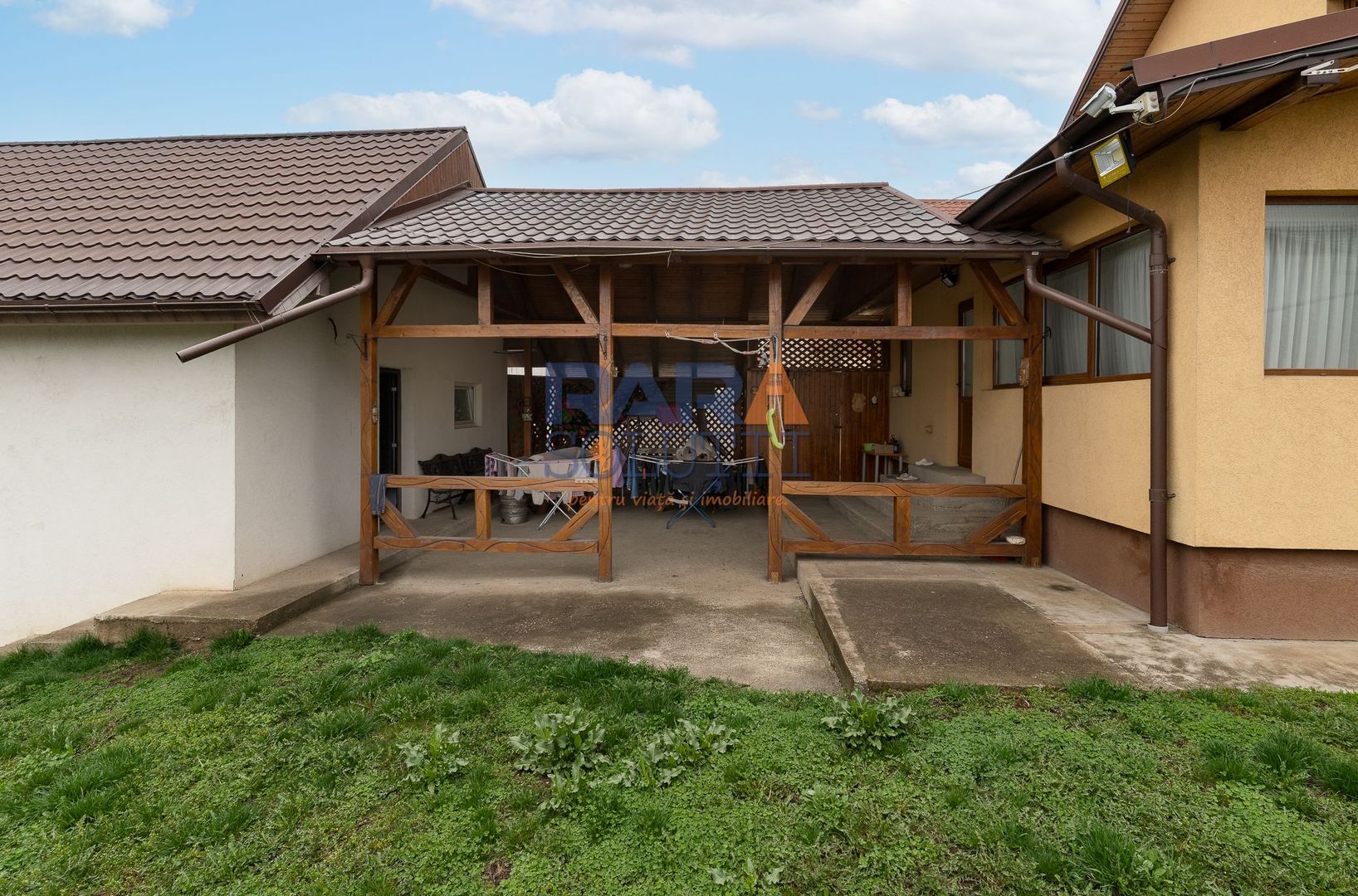 Casă 2013, teren 1366 mp, zonă centrală - Poză 19