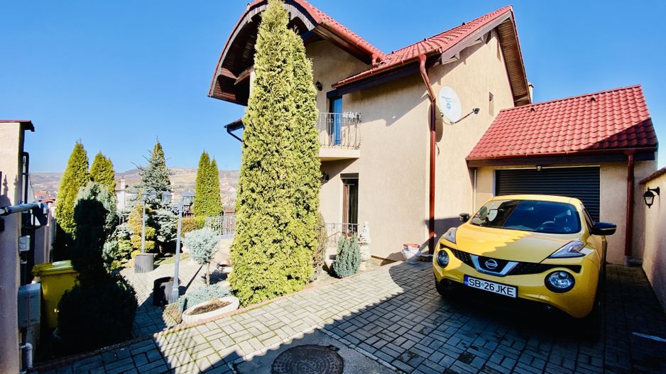 Casa moderna, individuala cu Garaj - Sura Mare - Poză 4