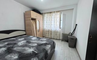 Apartament 2 Camere de Vanzare / Schimb - Poză 3