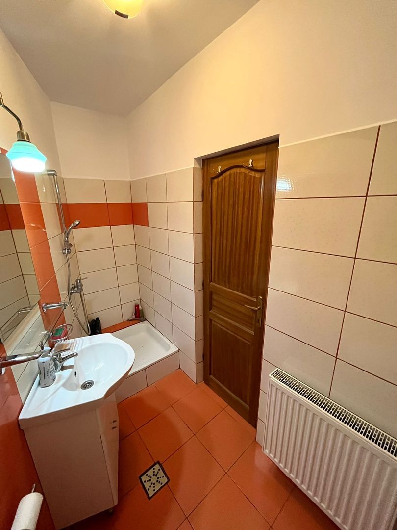 ageuropa.ro vinde ap cam 96mp la etajul unu⁸ - Poză 13