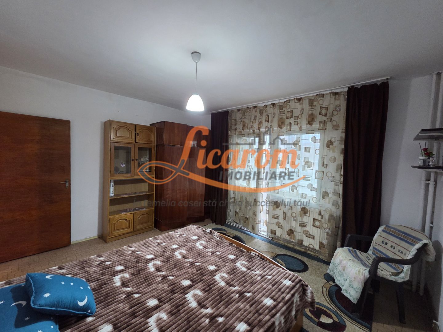 Apartament 3 camere Carpatilor aproape de Spitalul Judetean - Poză 12