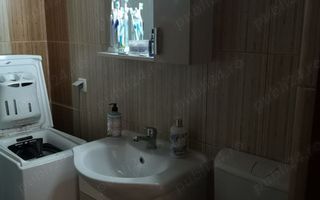 Vând apartament 2 camere Carpați 1 - Poză 4