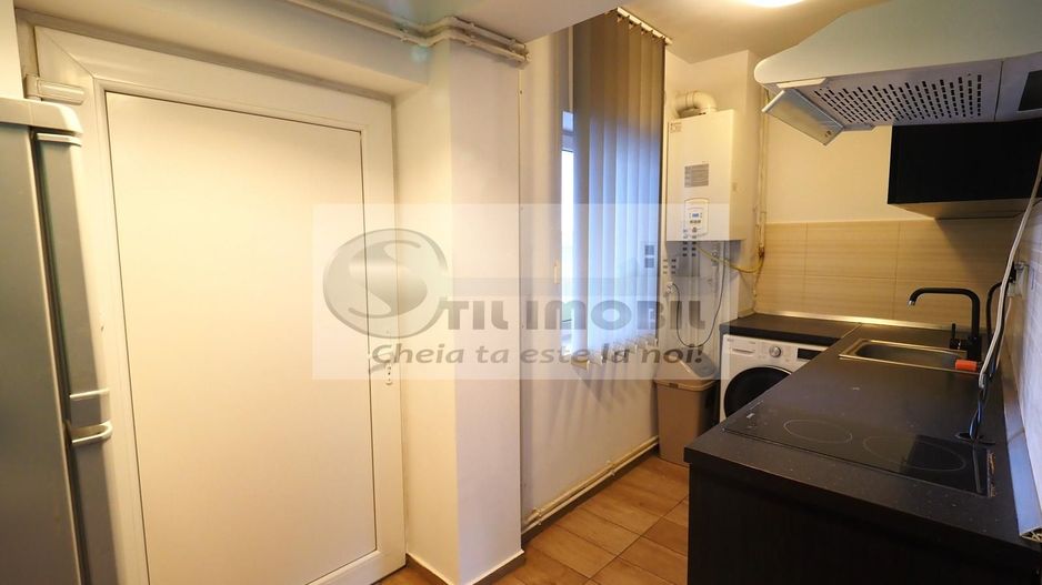 Apartament 3 camere Podu de Fier -  550 EURO - Poză 15