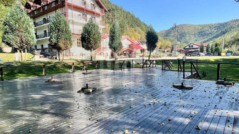 DE VÂNZARE ÎN EXCLUSIVITATE! Pensiune în Curmătura, Sibiu! - Poză 3