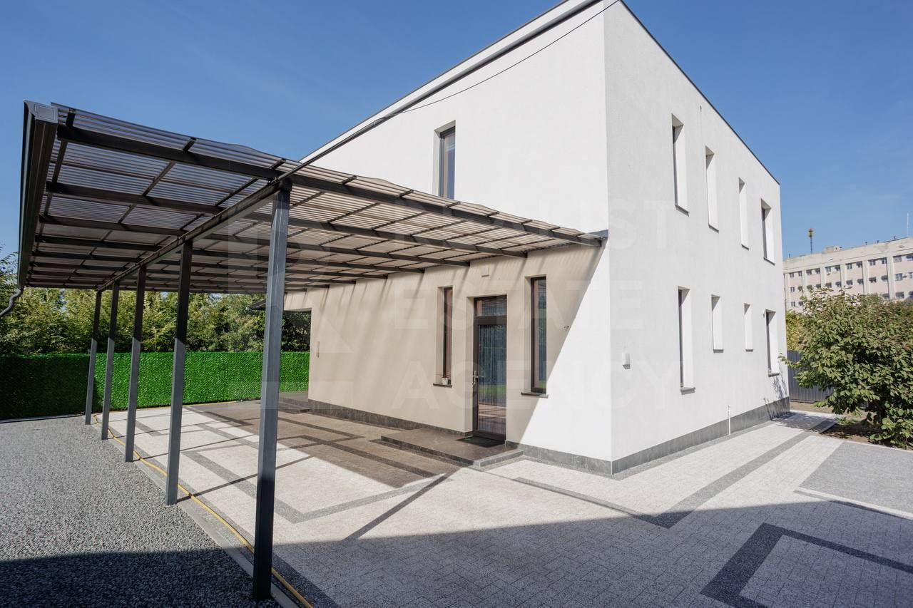 Vânzare, casă modernă 2 nivele, 200 mp + 5 ari șos. Hîncești, Centru - Poză 5