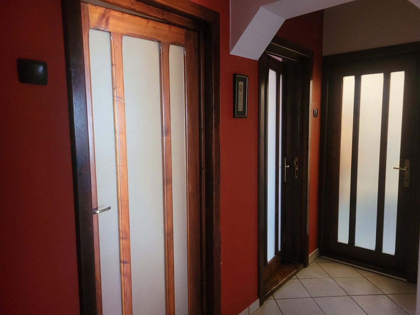 De vânzare – Apartament 3 camere | Renovat/ Focșani/VN, Zonă centrală - Poză 3