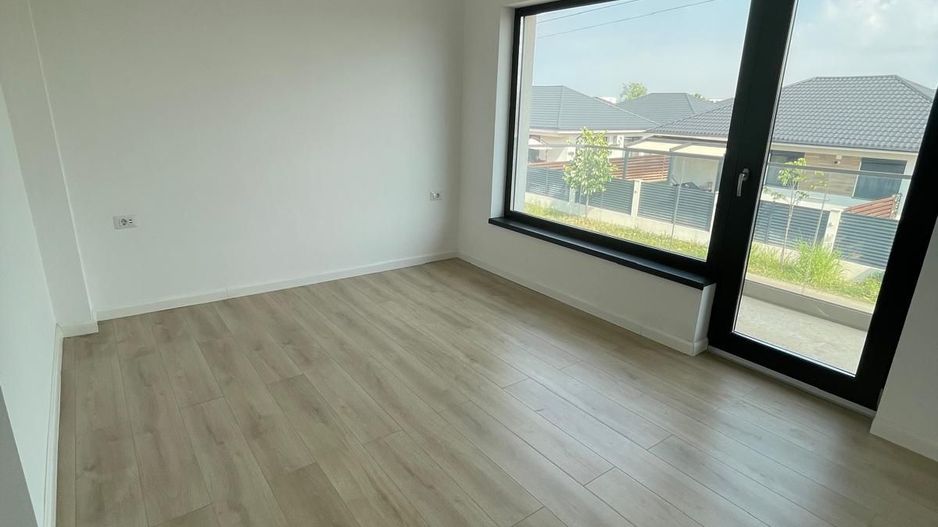 Vilă Individuală 4 camere Tunari - Cartierul Tineretului - Poză 11