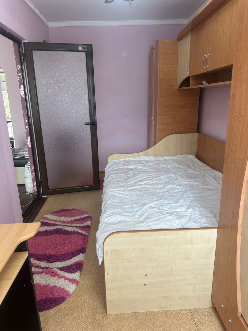 SE VINDE APARTAMENT 3 CAMERE, MICRO 38, 63.000 EURO - Poză 7