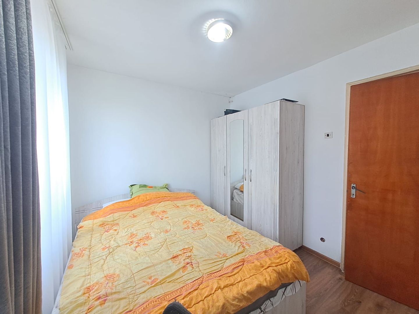 Apartament 2 camere Metrou Romancierilor - Poză 3