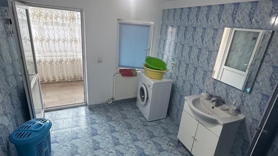 Casă de vânzare – Strada Crinului - Poză 10