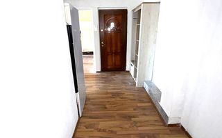 68.ooo euro, apartament 3 camere, decomandat, Micro 16 - Poză 4