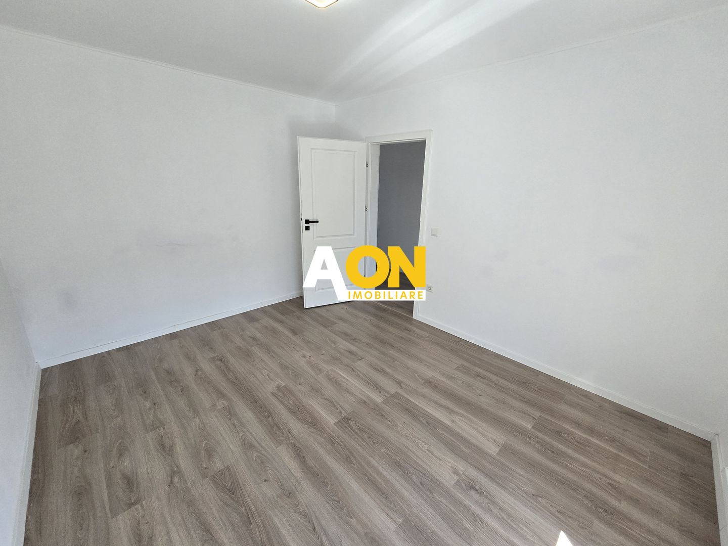 De inchiriat casa noua individuala, 4 camere, Dealul Furcilor - Poză 14
