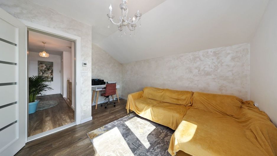 Casă Individuală Modernă de Vânzare | Sânpetru, Brașov - Poză 29