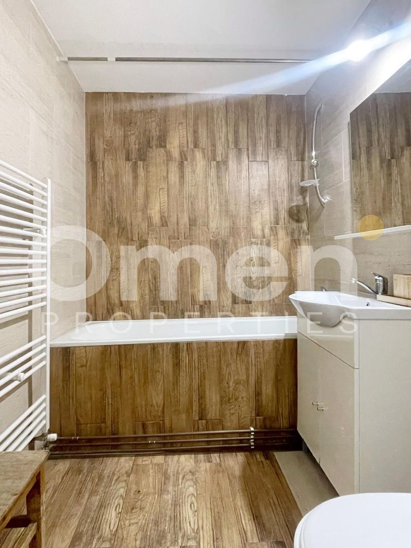 Apartament cu 2 camere de vanzare - Zona Hotel Europa - Poză 2