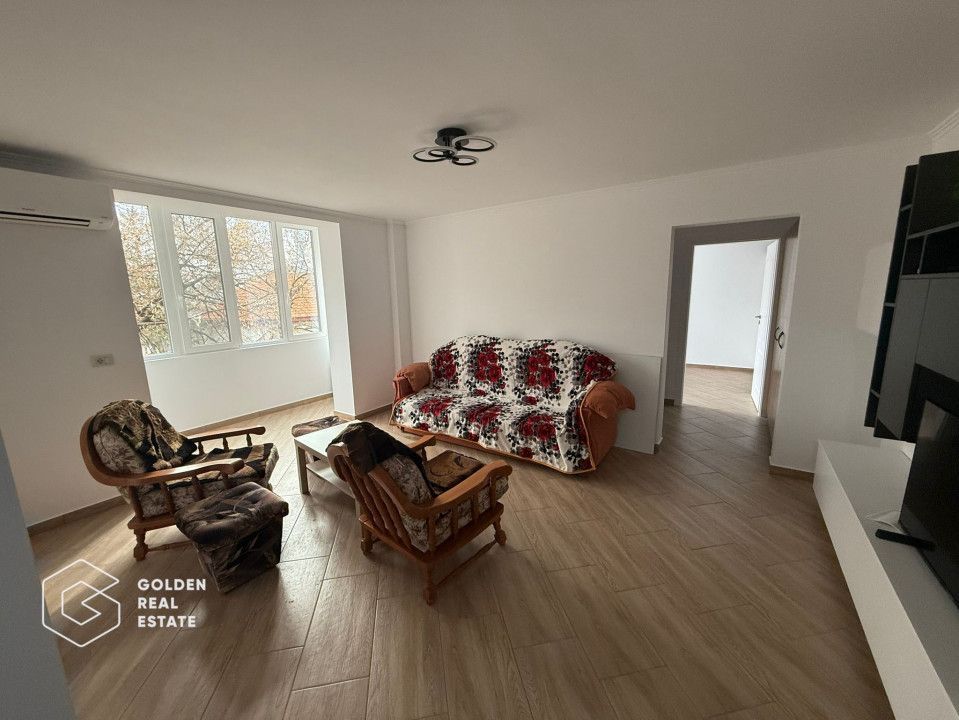 Aprtament 2 camere, zona Uta - Poză 1