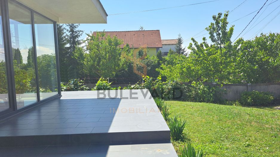 Casa tip dulplex 120 mp + 80 mp terase + garaj, zona Liceu Waldorf - Poză 2