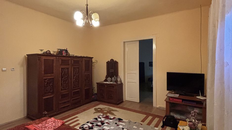 Casa cu teren și grădina zona Bogdanestilor - Poză 16