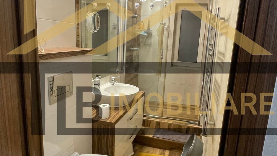 Apartament cu 1 camera, 42 mp, Zona Ultracentrala - Poză 9